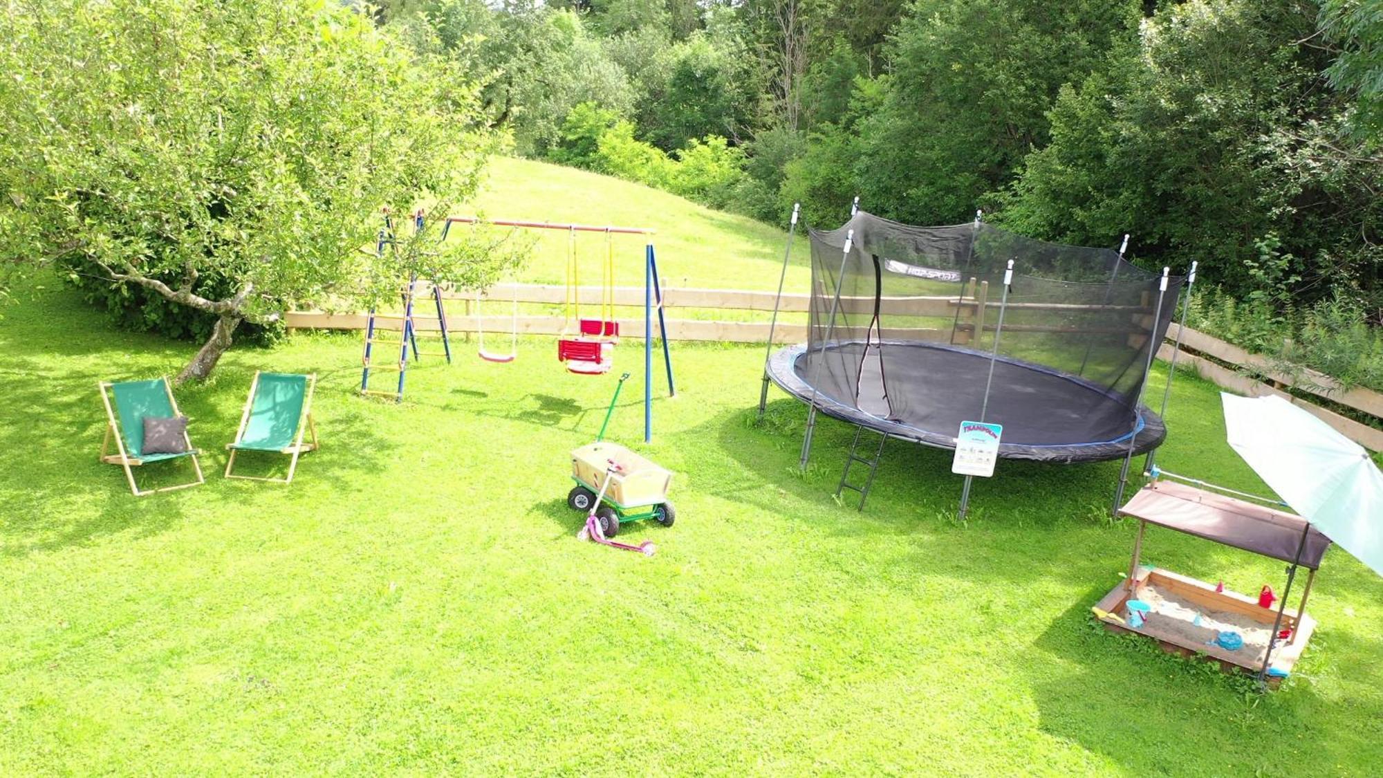 Landsitz Rocky Docky Villa Niedersonthofen Exterior foto